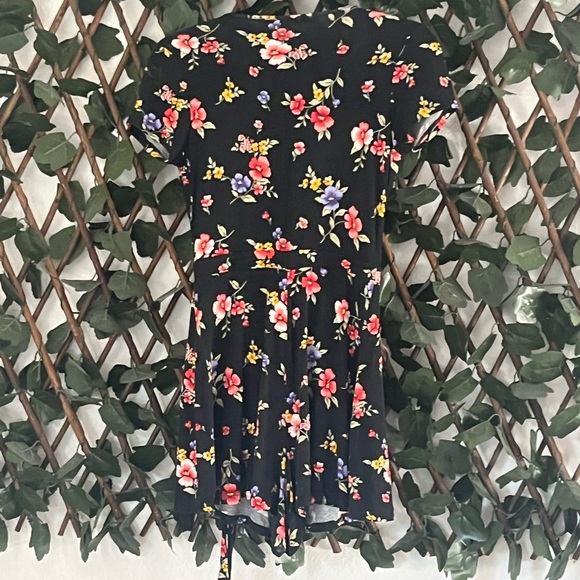 Romper forever 21 worn once - Picture 3 of 3